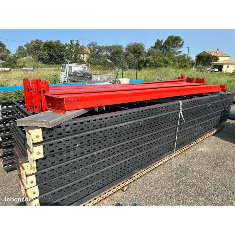 Rack de stockage palettes rouge – robuste et modulable Rack de stockage palettes rouge – robuste et modulable