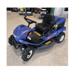 DÉBROUSSAILLEUSE AUTOPORTÉE 4x4