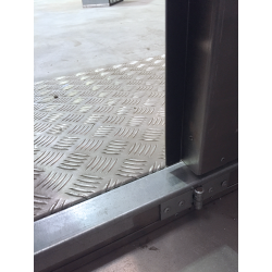 Rampe d’accès SAS amiante | Passage matériel chantier sécurisé